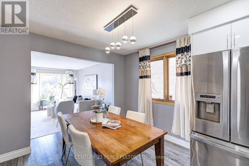 1042 Wetherby Lane — photo 11 of 40
