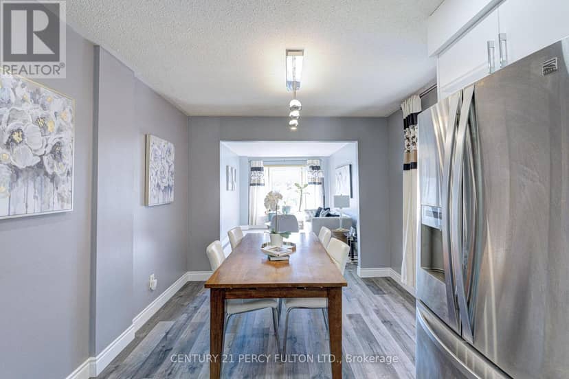 1042 Wetherby Lane — photo 12 of 40