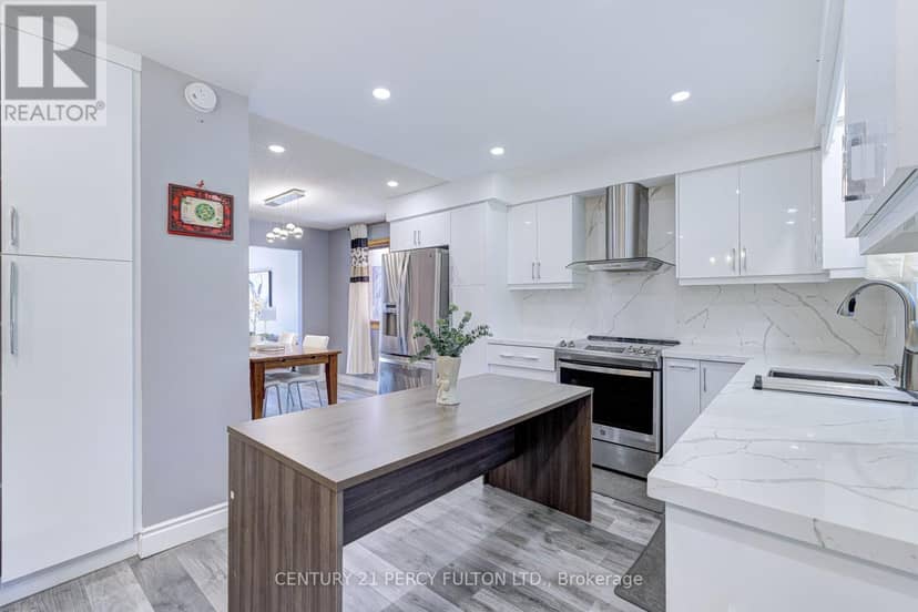 1042 Wetherby Lane — photo 16 of 40