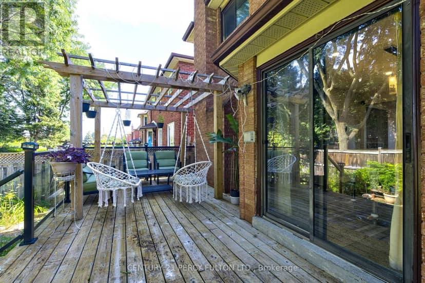 1042 Wetherby Lane — photo 37 of 40