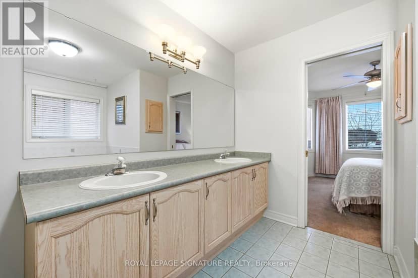 52 Durham Street — photo 35 of 40