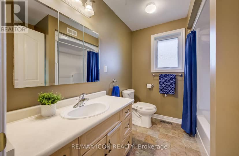 910 Walton Avenue N — photo 28 of 40