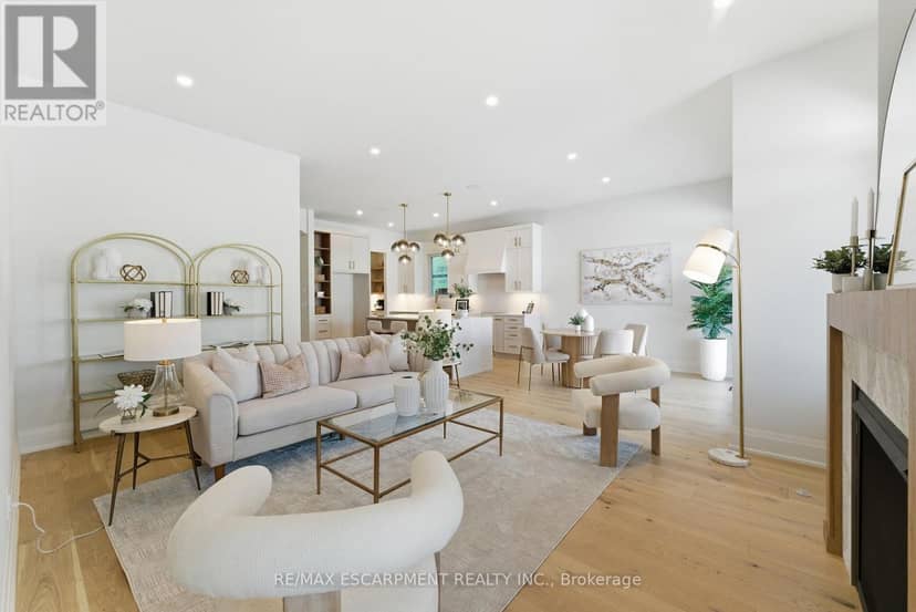 15 Oakley Drive — photo 14 of 38