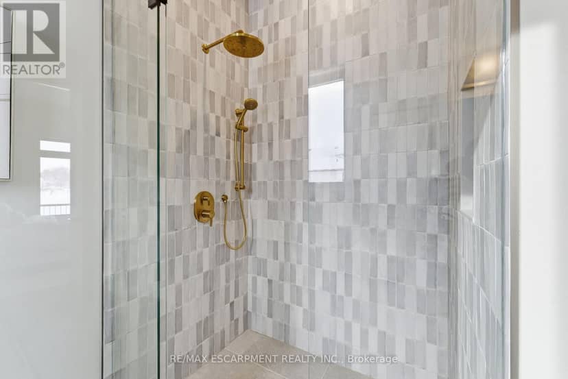 15 Oakley Drive — photo 19 of 38