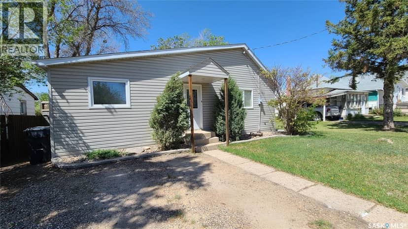 215 Mergens STREET — photo 1 of 39