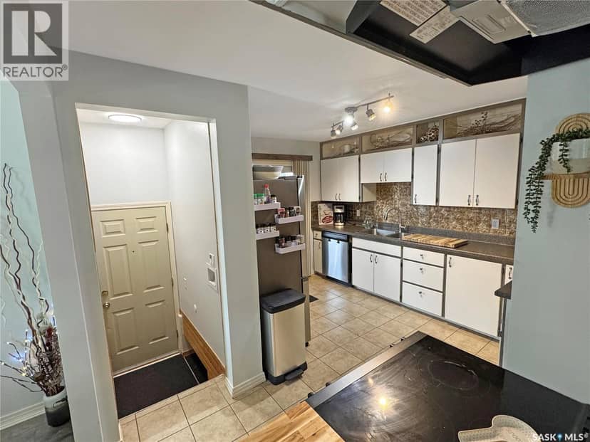 511 101st STREET — photo 10 of 36