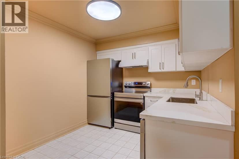 1275 BENTLEY Drive Unit# 106, London, photo 3