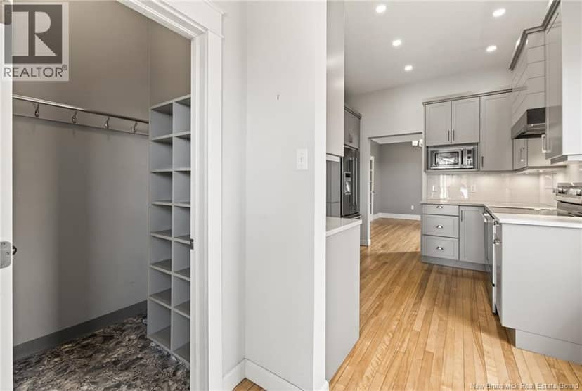 43 Saint-André Road — photo 16 of 40