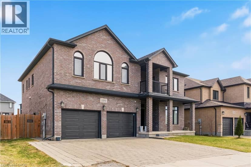 2000 MADDEX Way — photo 2 of 40