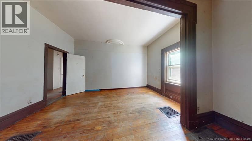 24 Vanhorne Court — photo 6 of 31