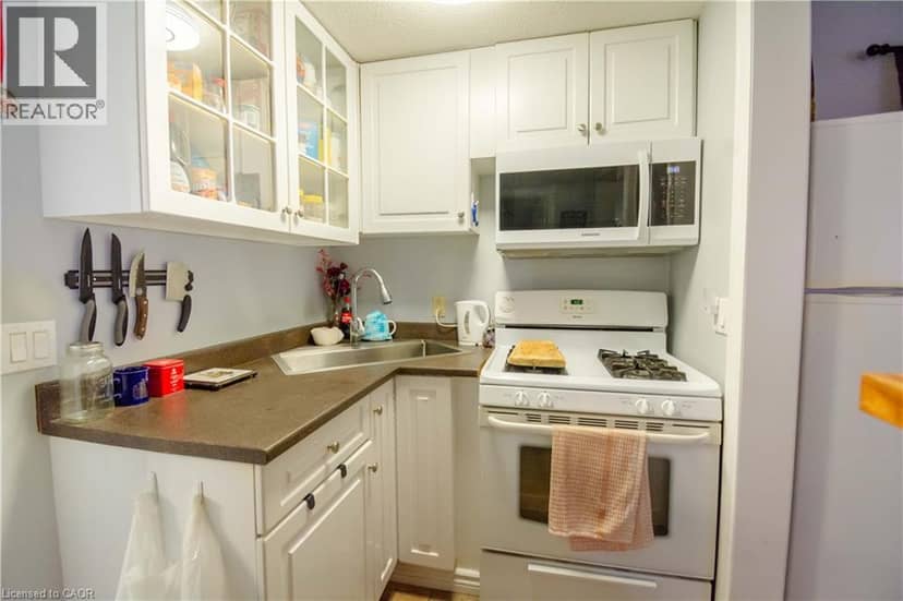 610 ELM Street — photo 12 of 40