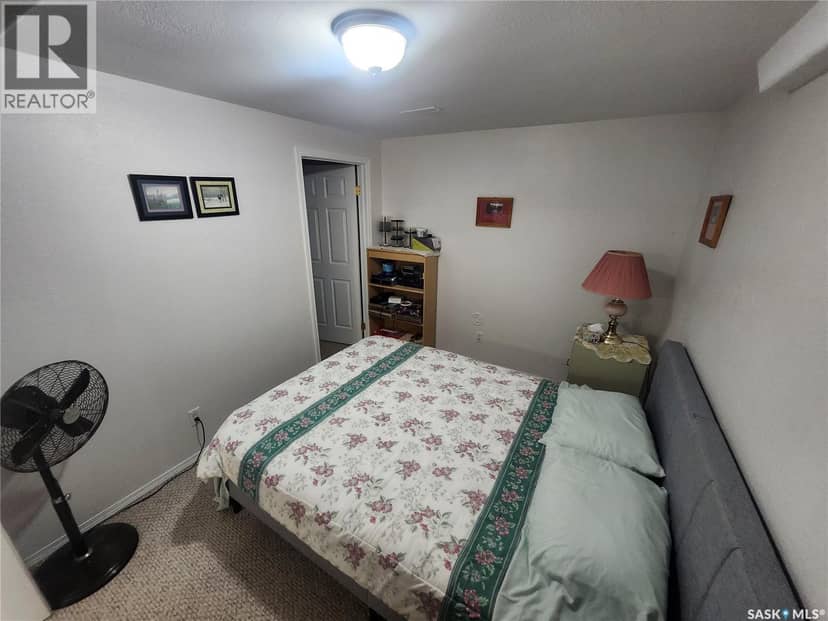 209 1st AVENUE N — photo 24 of 40