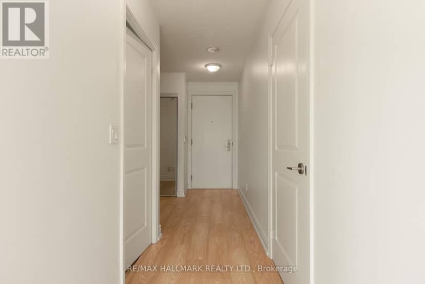 802 - 275 Yorkland Road — photo 8 of 18