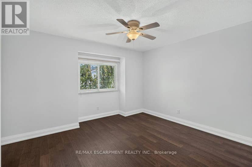 57 - 5005 Pinedale Avenue — photo 23 of 40