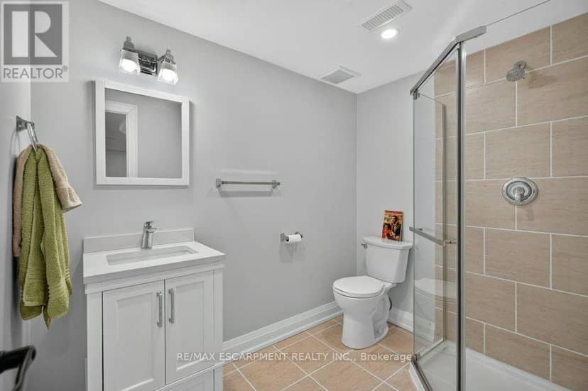 57 - 5005 Pinedale Avenue — photo 38 of 40