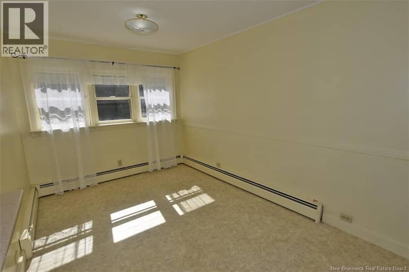 242 Highland Avenue — photo 20 of 40