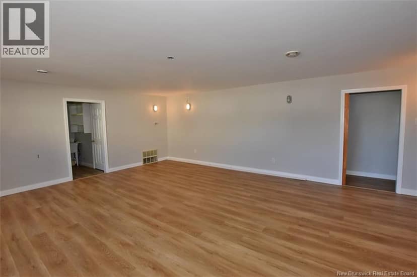 242 Highland Avenue — photo 35 of 40