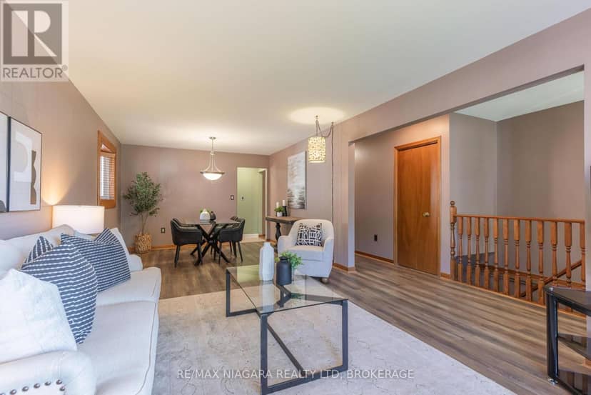 27 Andrea Drive — photo 9 of 30