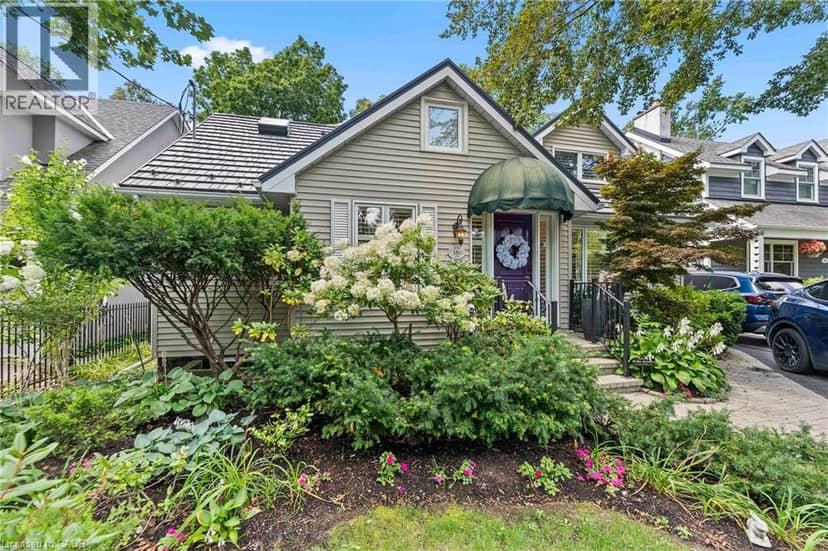 380 WATSON Avenue — photo 1 of 40