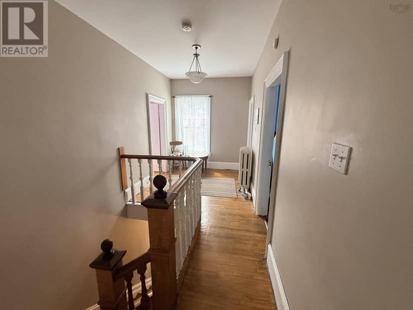 242 Fraser Street — photo 20 of 25