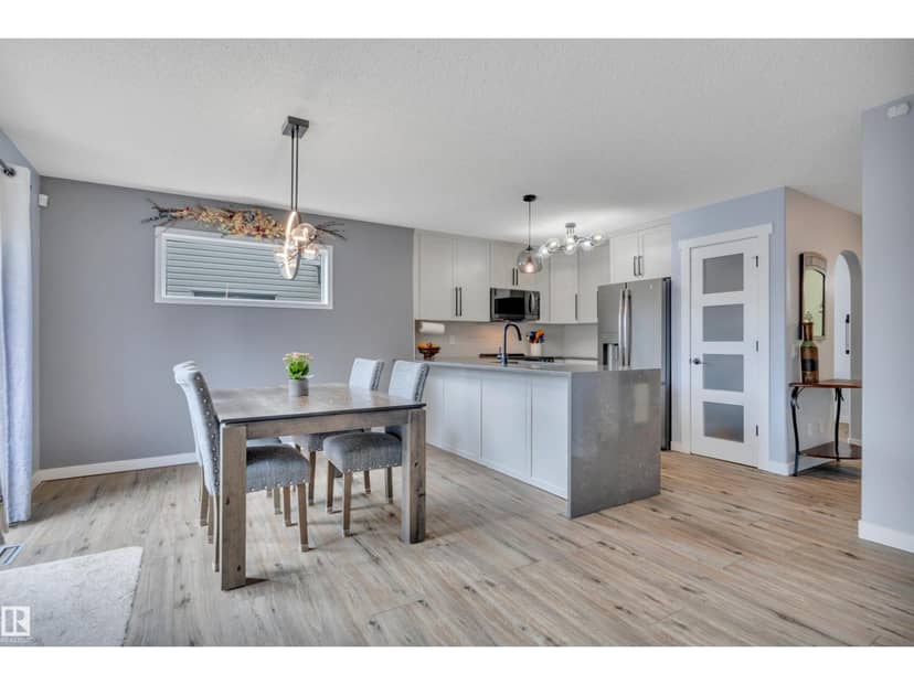 78 Birchmont Cr — photo 10 of 40