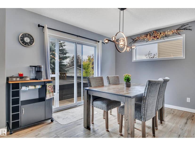78 Birchmont Cr — photo 11 of 40