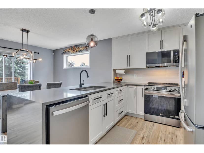 78 Birchmont Cr — photo 12 of 40