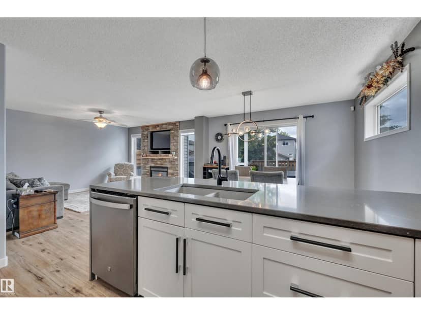 78 Birchmont Cr — photo 13 of 40