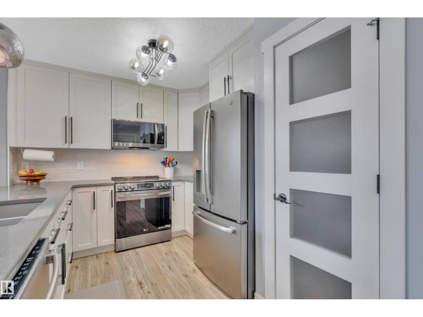 78 Birchmont Cr — photo 14 of 40