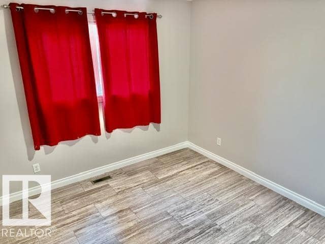 5133 45A AV — photo 14 of 36