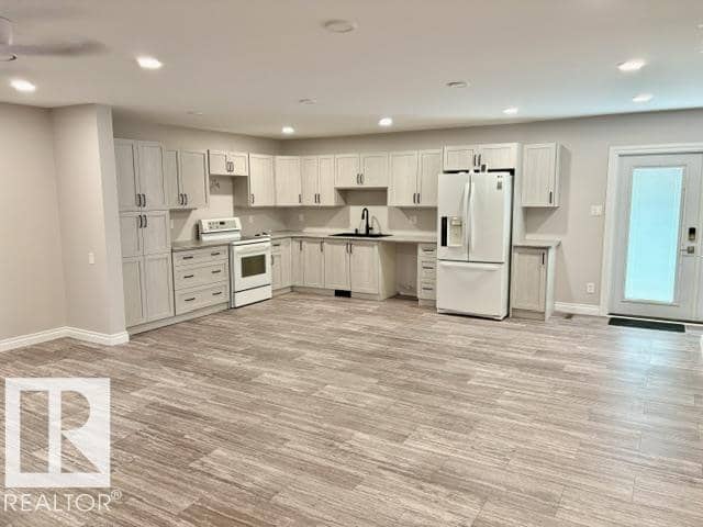 5133 45A AV, Vegreville, photo 2