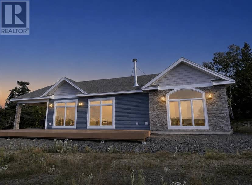 16 Thorburn Lake Road — photo 2 of 32