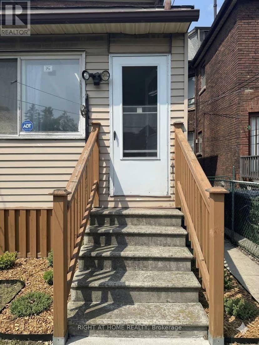 665 Ossington Avenue — photo 30 of 30