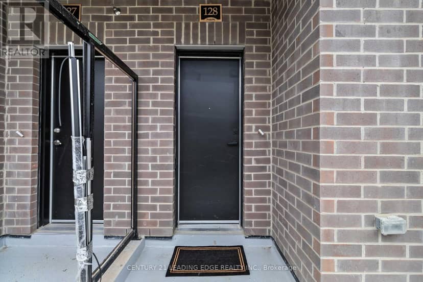 128 - 1569 Rose Way, Milton, photo 6