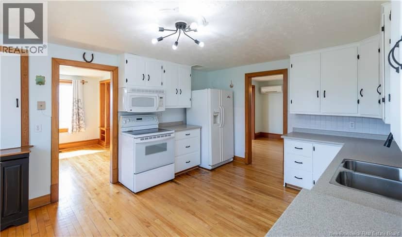 243 Maces Bay Road — photo 13 of 40