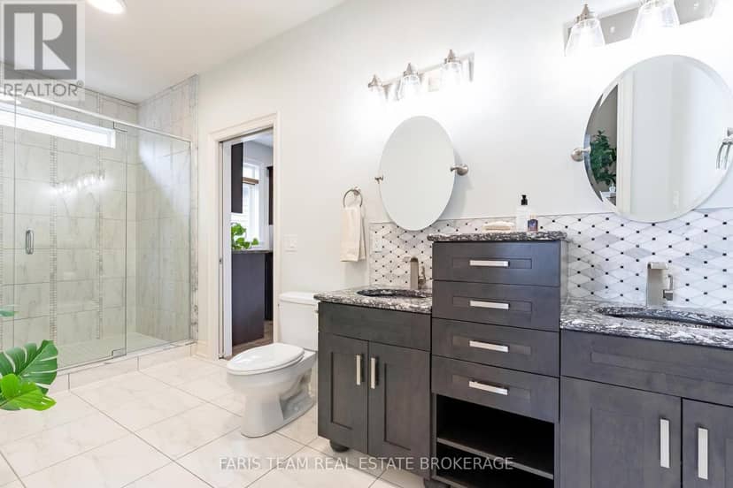 3063 Stone Ridge Boulevard — photo 17 of 40