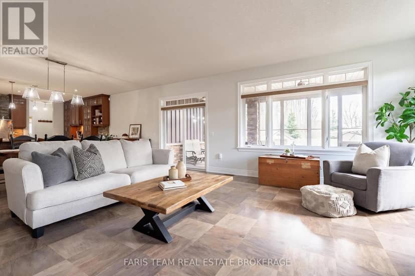 3063 Stone Ridge Boulevard — photo 13 of 40