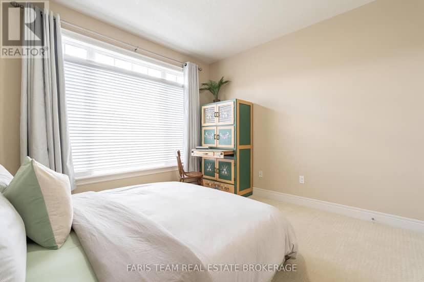 3063 Stone Ridge Boulevard — photo 19 of 40