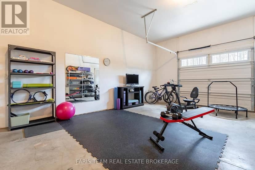 3063 Stone Ridge Boulevard — photo 24 of 40