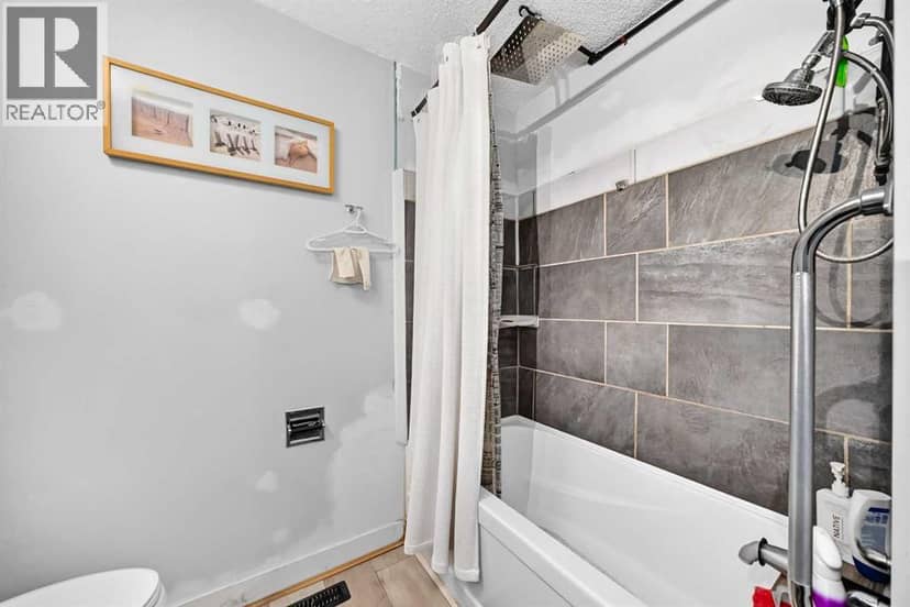 39 Aberdare Way NE — photo 11 of 21