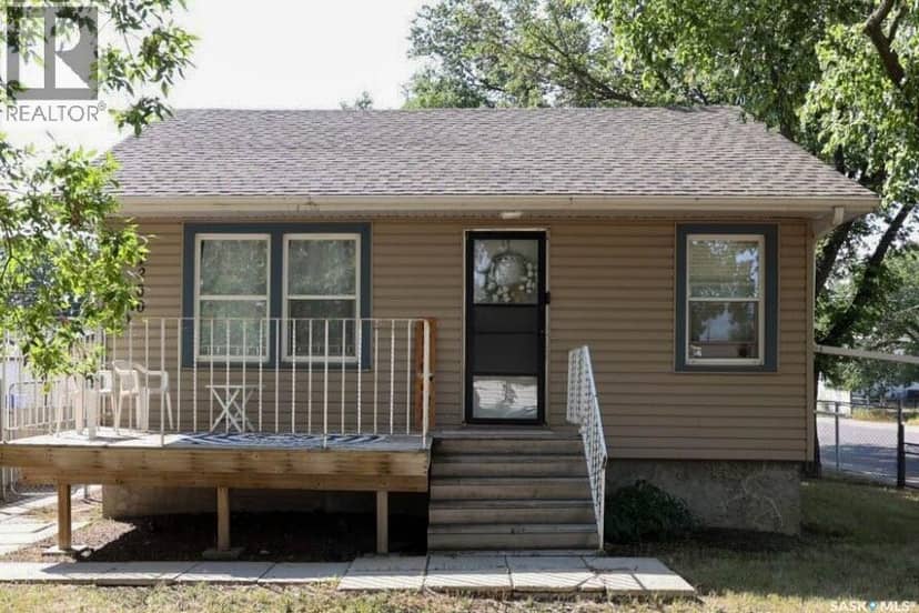 1200 Atkinson Street — photo 1 of 31