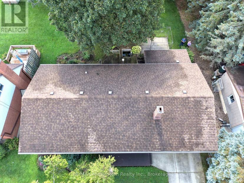 69 Louise Street — photo 10 of 26