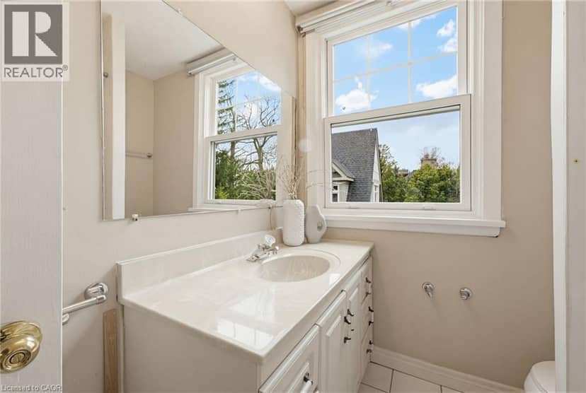 3083 LAKESHORE Road — photo 22 of 40