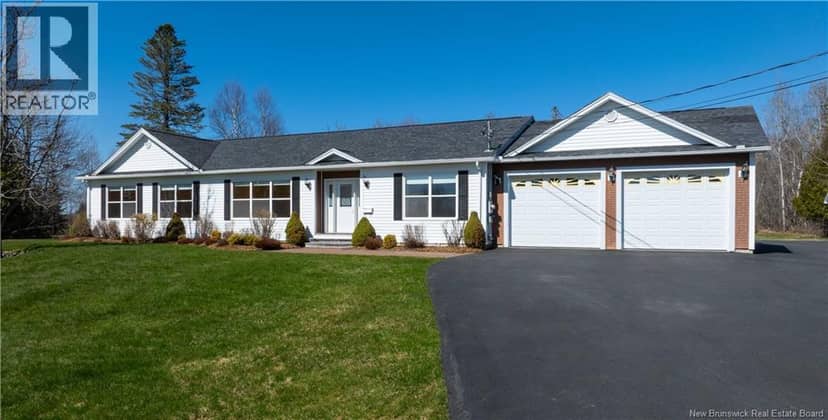 764 Bayview Drive — photo 3 of 40