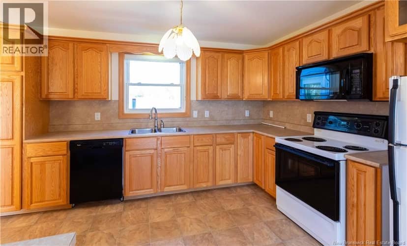 764 Bayview Drive — photo 8 of 40