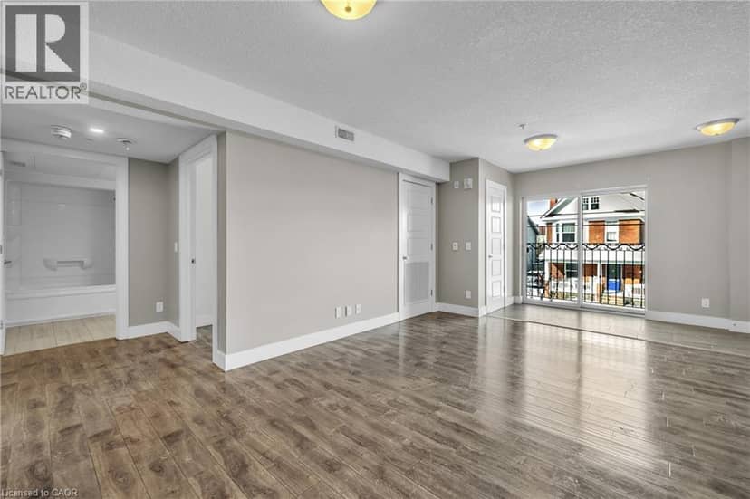 34 BROCK Street Unit# 201 — photo 5 of 12