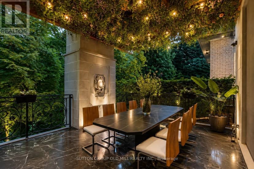 10 Hillavon Drive, Toronto, photo 3