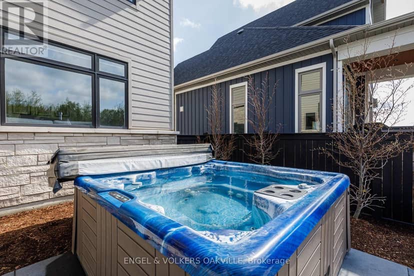 117 Stoneleigh Drive — photo 11 of 40