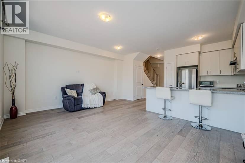 91 PINOT Crescent — photo 18 of 40