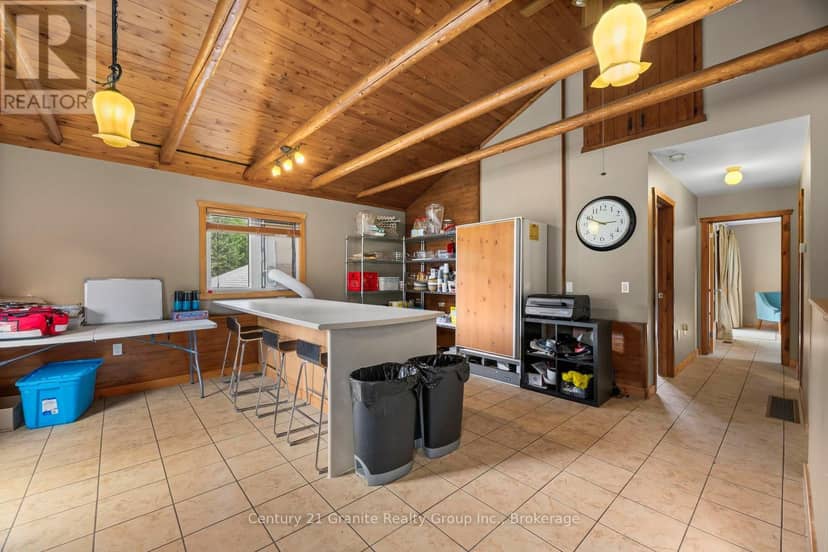 573 Browns Road — photo 14 of 40